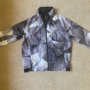 Nike windbreaker ‘Flashback’ design